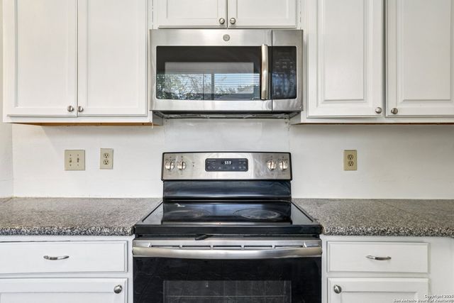 6222 Candleview, San Antonio, TX 78244