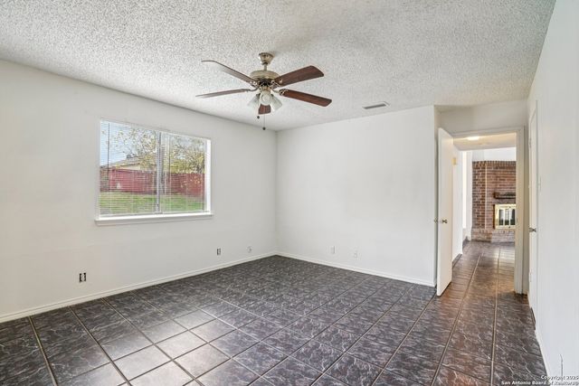 6222 Candleview, San Antonio, TX 78244