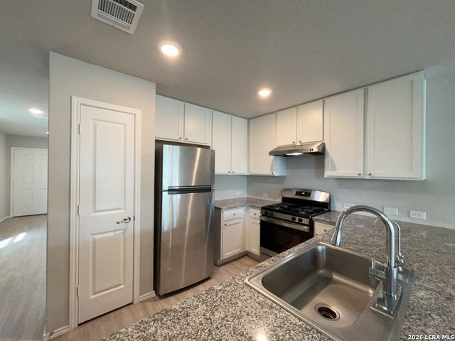12015 Still Pass, San Antonio, TX 78221