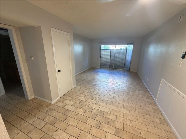 1725 Toomey RD 109, Austin, TX 78704