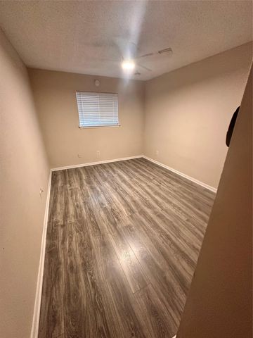 1725 Toomey RD 109, Austin, TX 78704