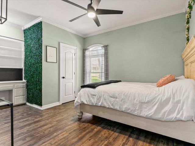 102 Kings Place, Joshua, TX 76058