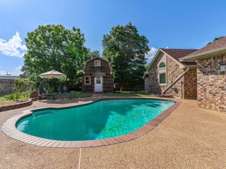 102 Kings Place, Joshua, TX 76058