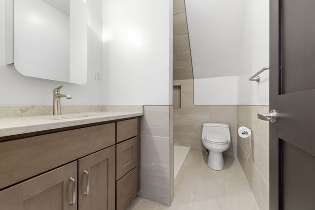 317 Main Street 7, Wakefield, MA 01880