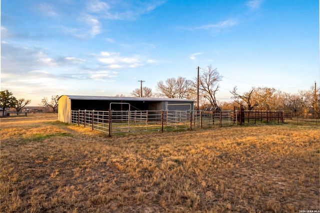 14320 La Vernia Rd, St Hedwig, TX 78152