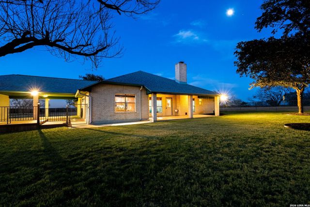 14320 La Vernia Rd, St Hedwig, TX 78152