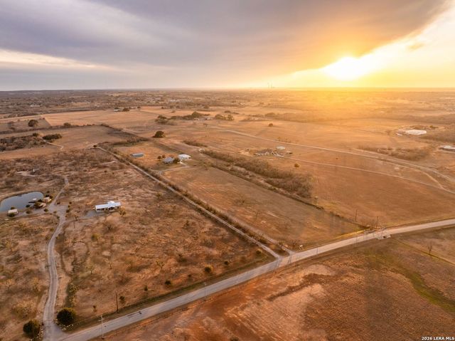 14320 La Vernia Rd, St Hedwig, TX 78152