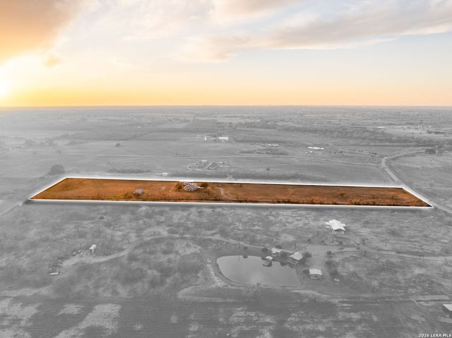 14320 La Vernia Rd, St Hedwig, TX 78152