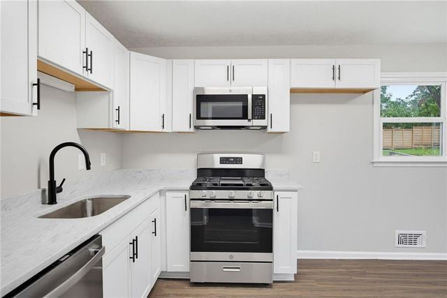 1338 Georgia Avenue, Atlanta, GA 30344