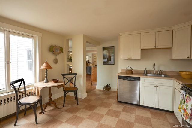 23 Bouton Street, South Salem, NY 10590