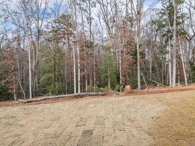 350 W River Grove Circle, Roebuck, SC 29376