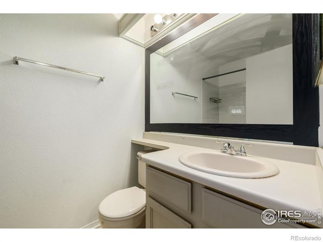 4210 E 94th Avenue F, Thornton, CO 80229