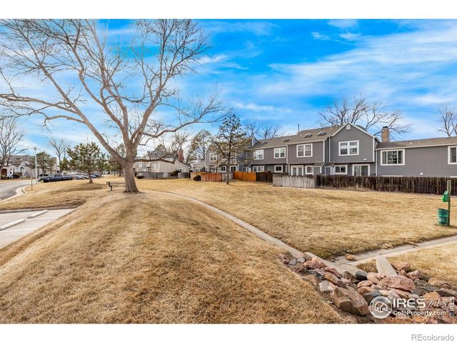 4210 E 94th Avenue F, Thornton, CO 80229