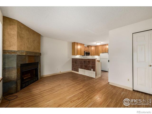 4210 E 94th Avenue F, Thornton, CO 80229