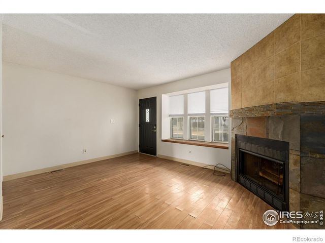 4210 E 94th Avenue F, Thornton, CO 80229