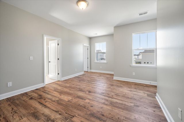 127 Hawthorne Landing Drive, Goose Creek, SC 29445