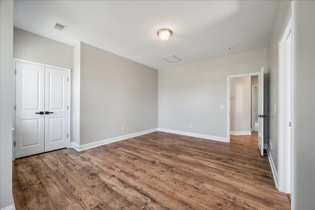 127 Hawthorne Landing Drive, Goose Creek, SC 29445