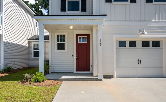 127 Hawthorne Landing Drive, Goose Creek, SC 29445
