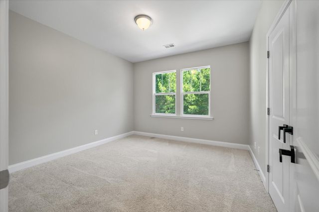 127 Hawthorne Landing Drive, Goose Creek, SC 29445