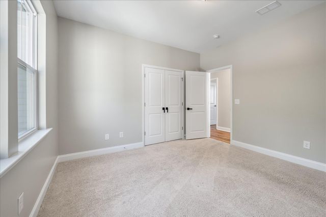 127 Hawthorne Landing Drive, Goose Creek, SC 29445