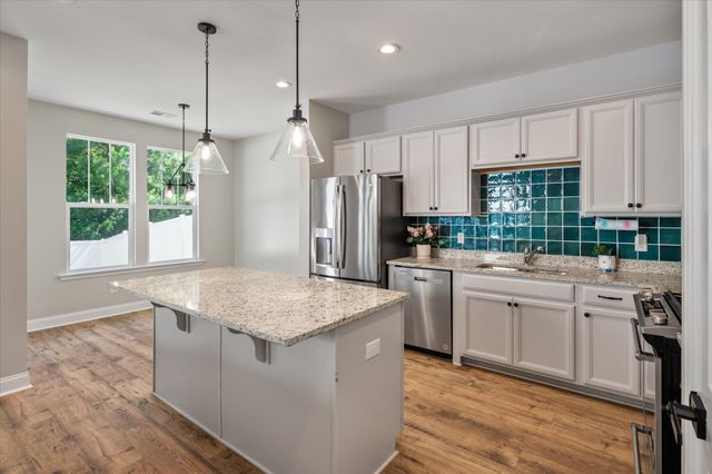 127 Hawthorne Landing Drive, Goose Creek, SC 29445