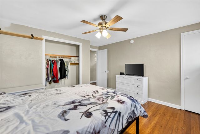 9860 Neuhart Blvd, Mccandless, PA 15090