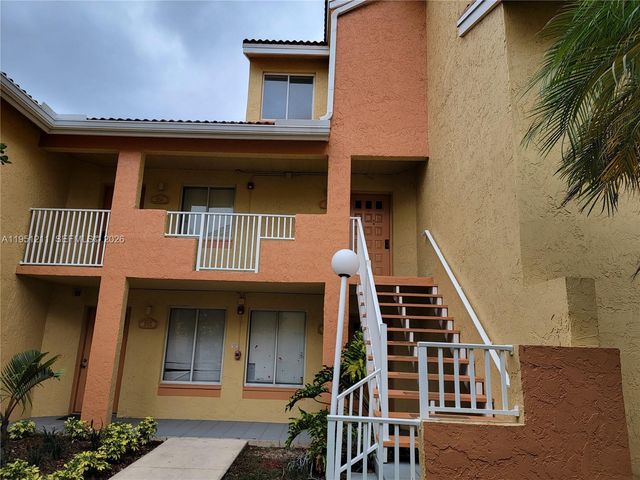 958 Coral Club Dr 958, Coral Springs, FL 33071