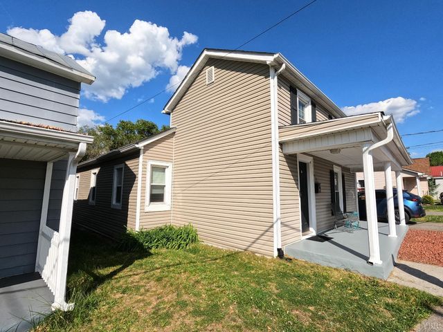 932 Bedford RD, Vinton, VA 24179