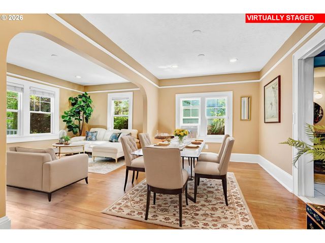 9842 Se HAROLD St, Portland, OR 97266