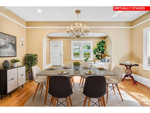 9842 Se HAROLD St, Portland, OR 97266