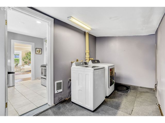 9842 Se HAROLD St, Portland, OR 97266