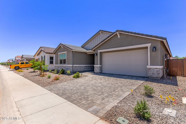 40499 W MICHAELS Drive, Maricopa, AZ 85138