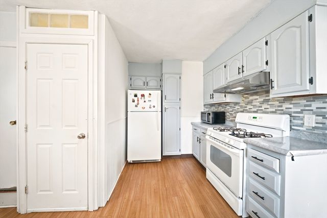 19 Princeton Ave, Weymouth, MA 02191