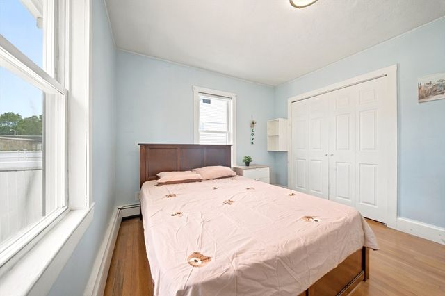 19 Princeton Ave, Weymouth, MA 02191
