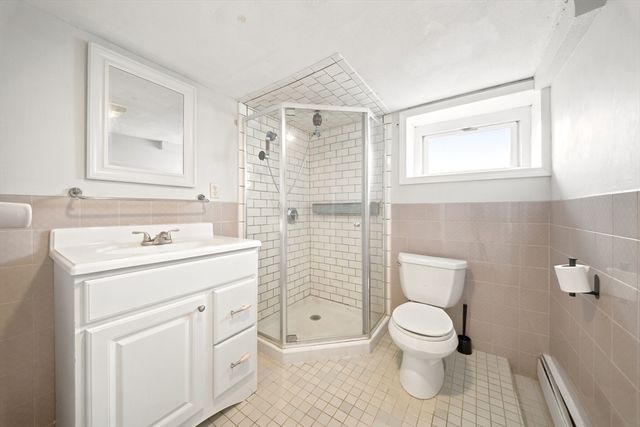 19 Princeton Ave, Weymouth, MA 02191
