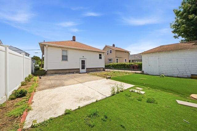 19 Princeton Ave, Weymouth, MA 02191