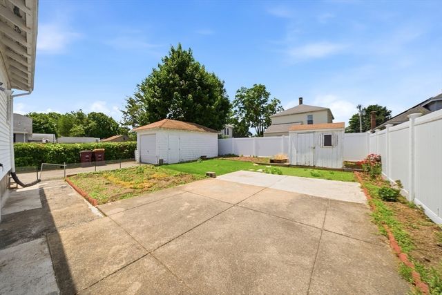 19 Princeton Ave, Weymouth, MA 02191