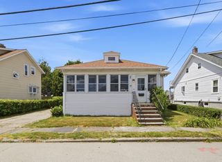 19 Princeton Ave, Weymouth, MA 02191