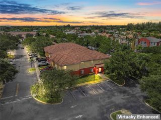 3335 Palomino Dr 323-3, Davie, FL 33024