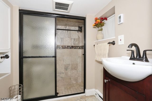 115 Lexington Ave, Bloomfield Twp., NJ 07003