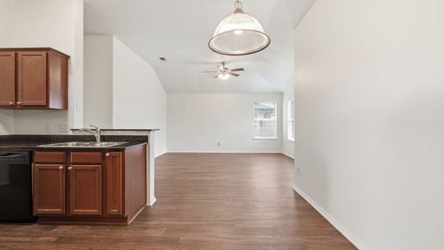 1607 Tampa Bay Drive, Dallas, TX 75217