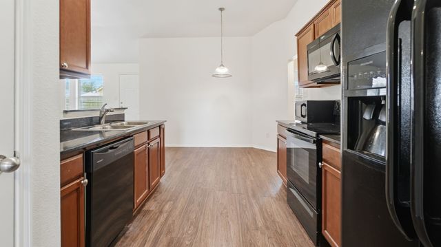 1607 Tampa Bay Drive, Dallas, TX 75217