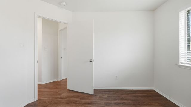 1607 Tampa Bay Drive, Dallas, TX 75217