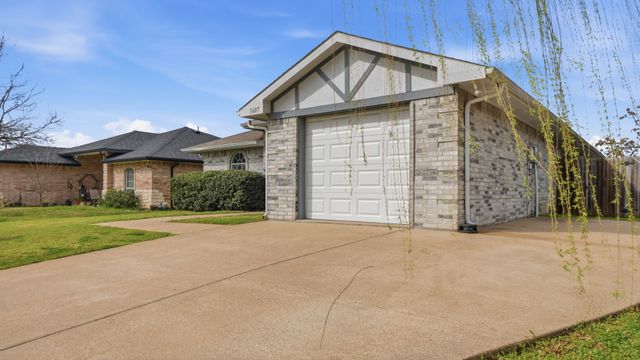 1607 Tampa Bay Drive, Dallas, TX 75217