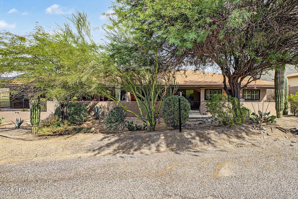 37451 N OOTAM Road 2, Cave Creek, AZ 85331 — exterior