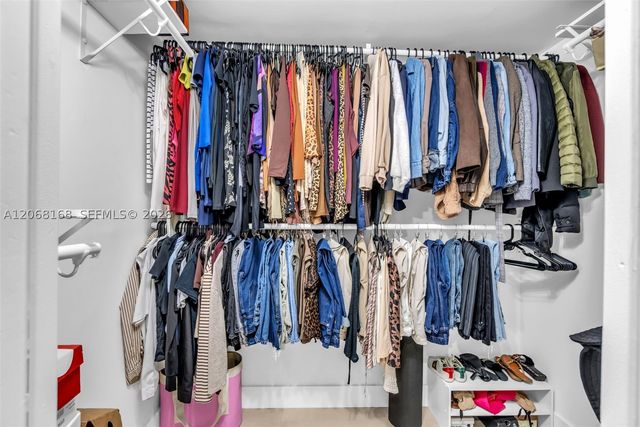 1524 NE 14th Ter, Fort Lauderdale, FL 33304