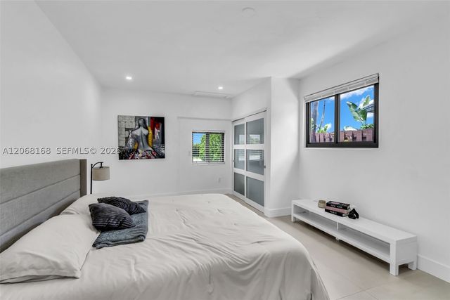 1524 NE 14th Ter, Fort Lauderdale, FL 33304
