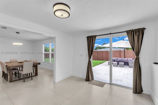 1524 NE 14th Ter, Fort Lauderdale, FL 33304