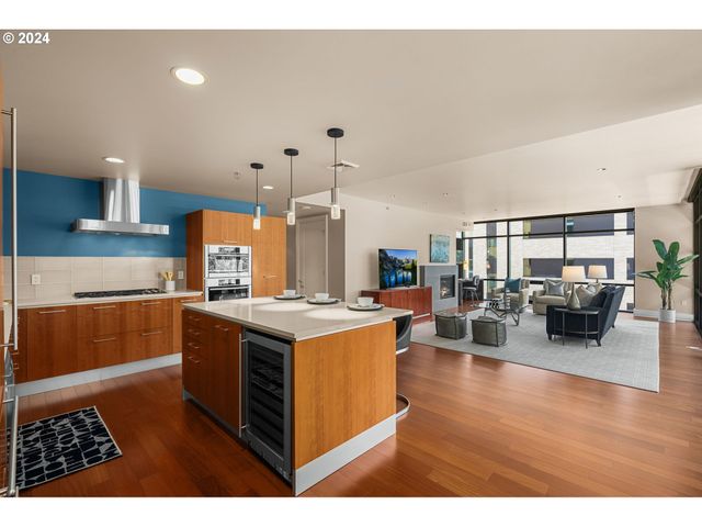 311 Nw 12TH Ave 402, Portland, OR 97209