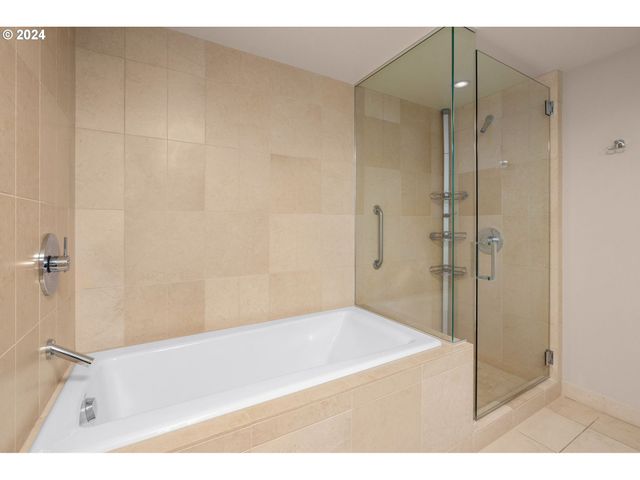 311 Nw 12TH Ave 402, Portland, OR 97209